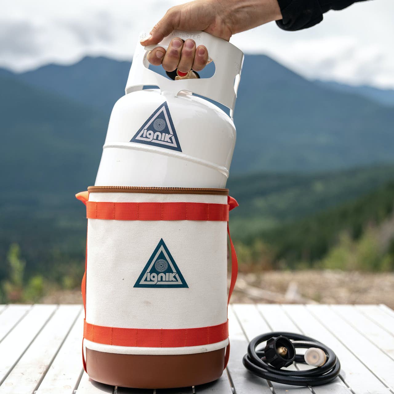 IGNIK - Gas Growler Deluxe 5L Refillable Steel Propane Tank with Case & Adapter Hose