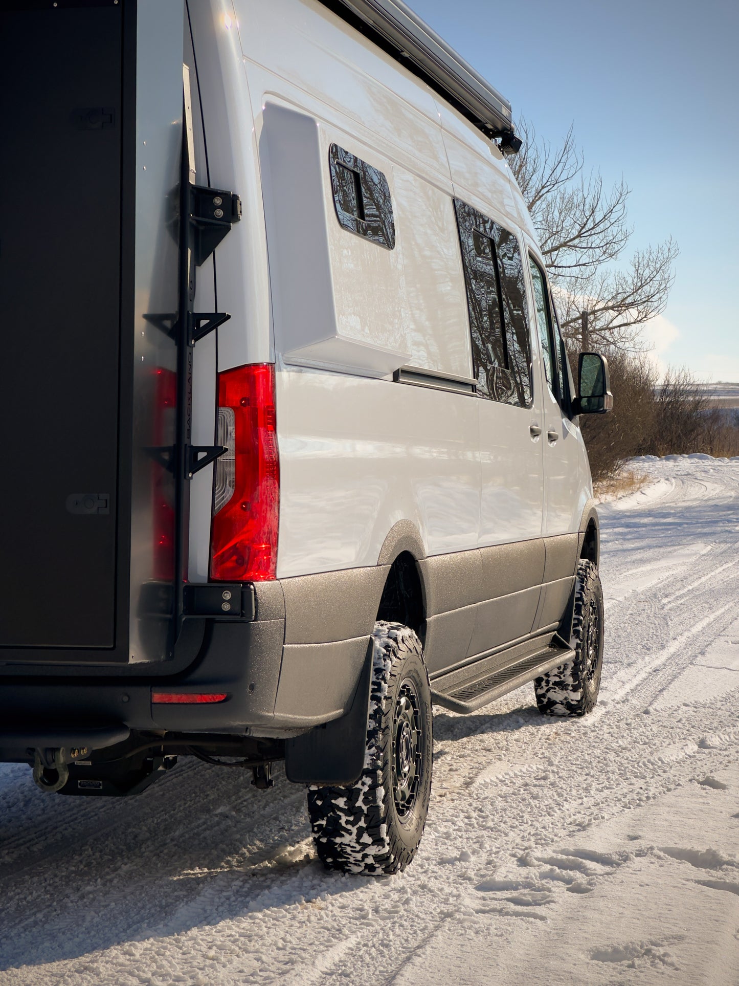 WINDOWS: AM Auto Universal Slider Window 30" x 10"