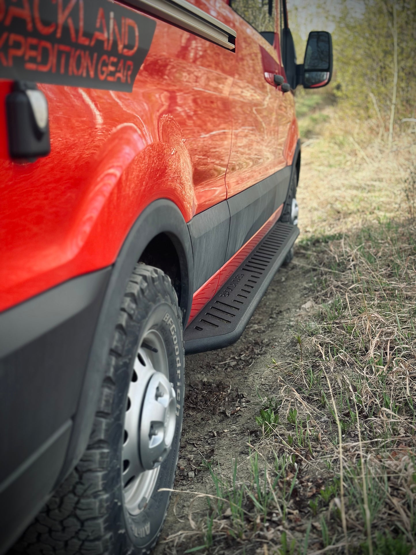 APEX - Side Steps - Transit Van 148" WB - Regular - Aluminum