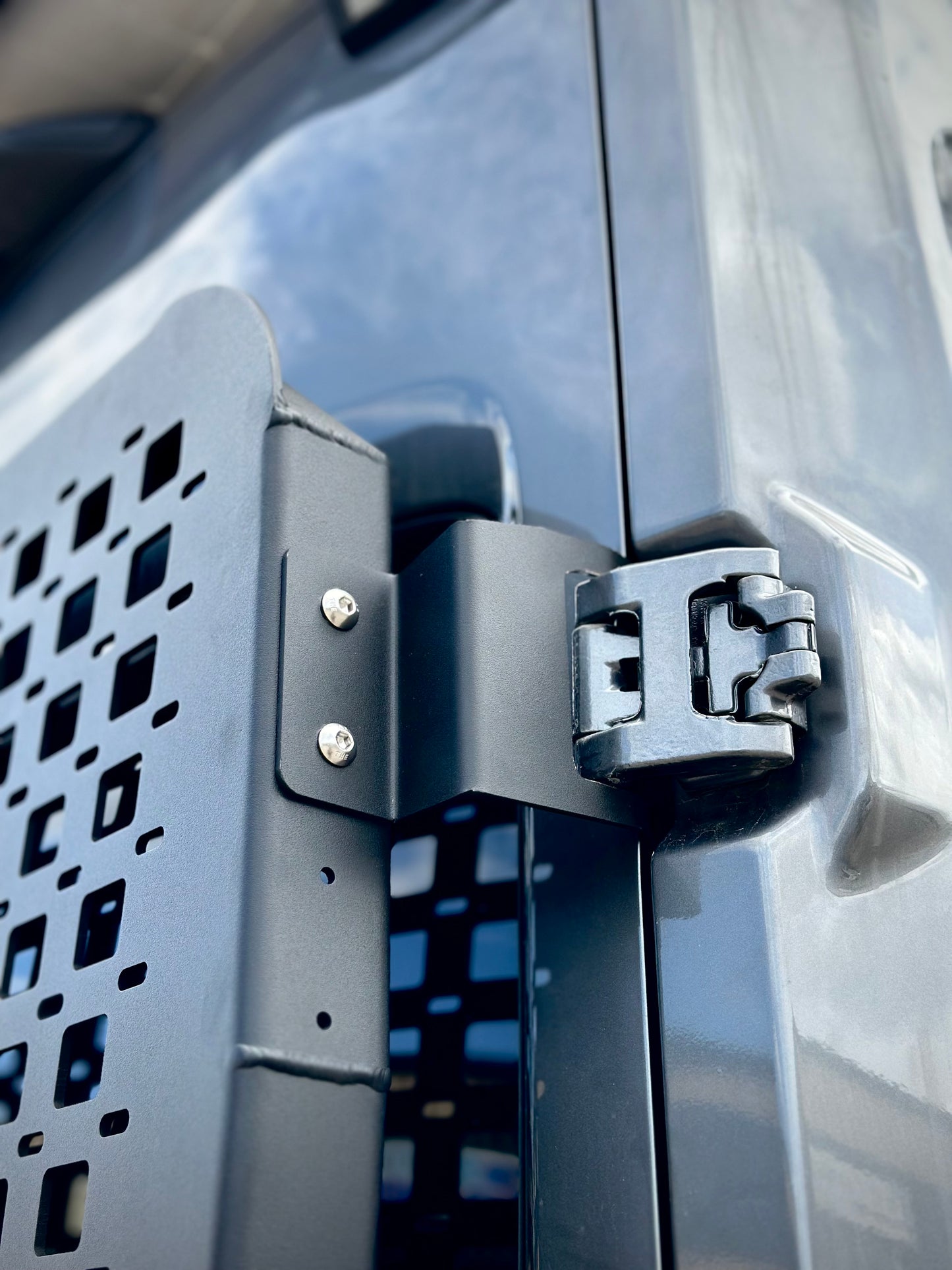 OX - Rear Door Carrier - Ford Transit