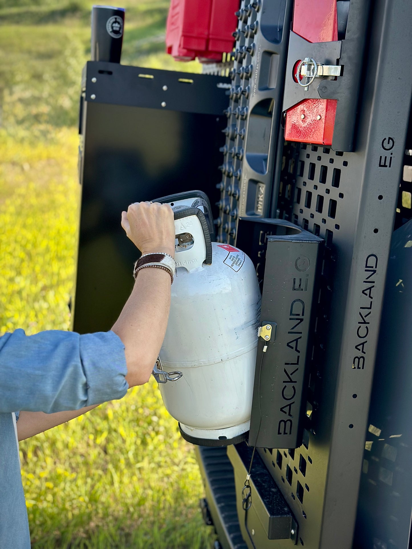 OX - Propane Tank Holder