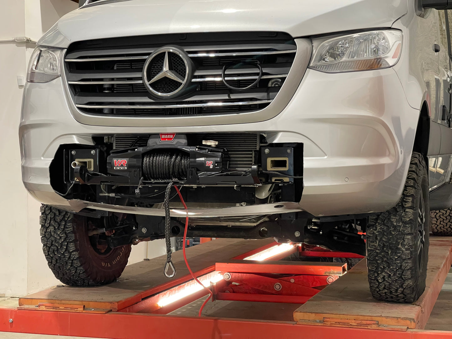 WARN Industries: VR EVO 12-S Winch - 103255 12V DC Synthetic Cable