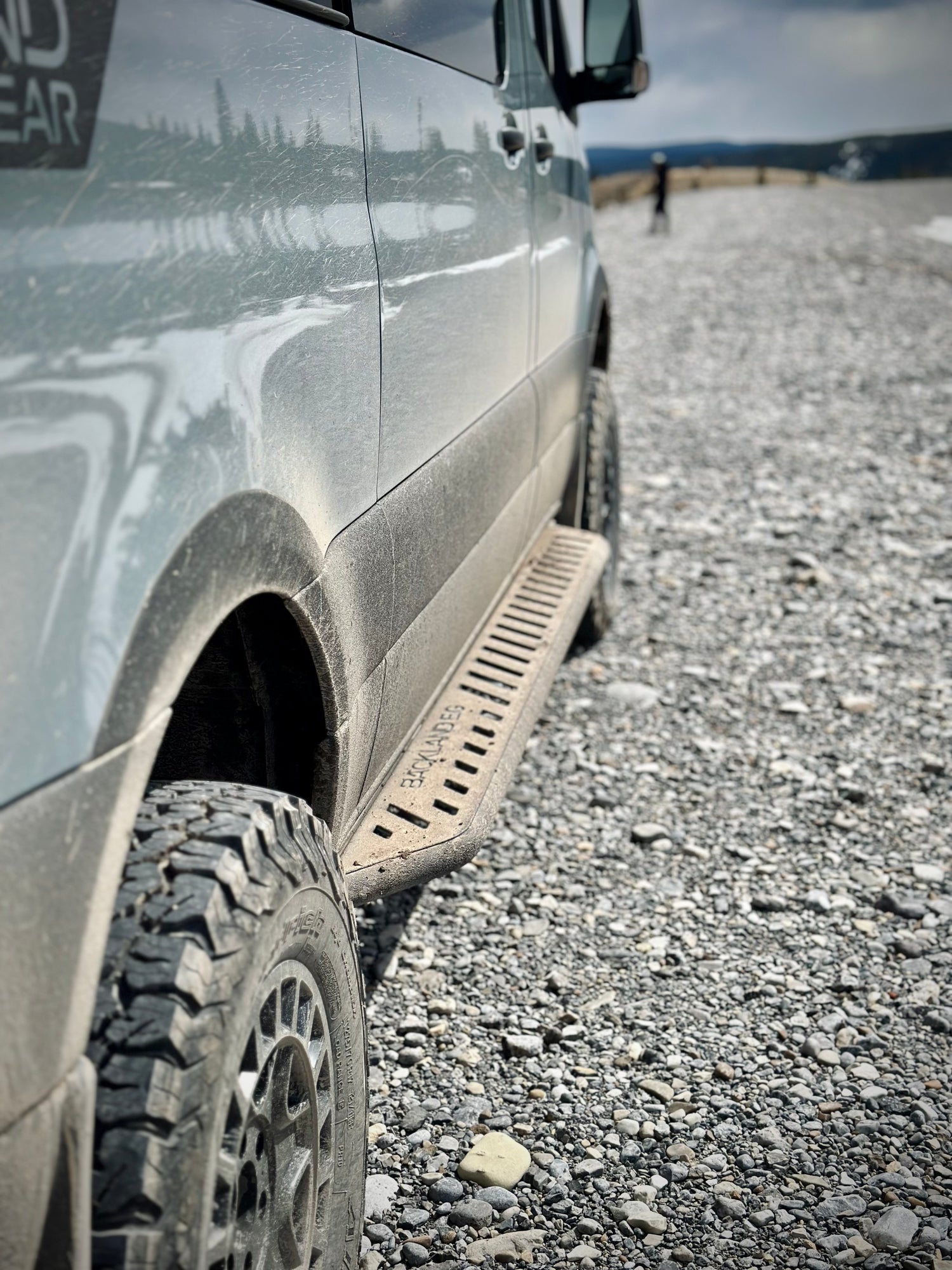 APEX - Rock Sliders / Side Steps - 144 - Regular - Steel - Shorter Driver Side