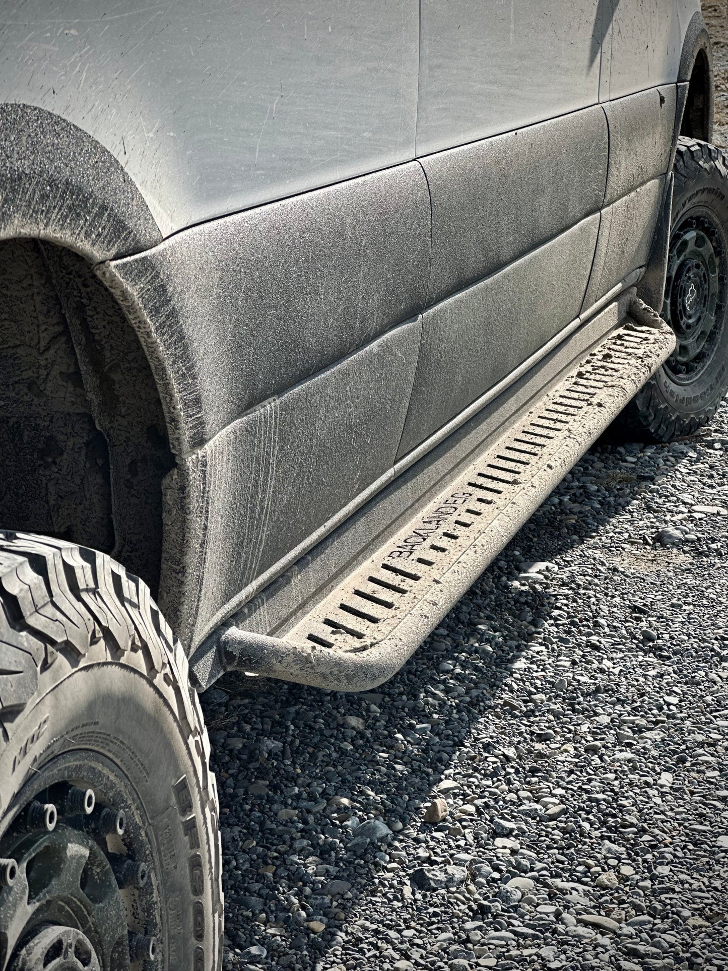 APEX - Rock Sliders / Side Steps - 170 - Drop Down with Shorter Driver Side - Steel