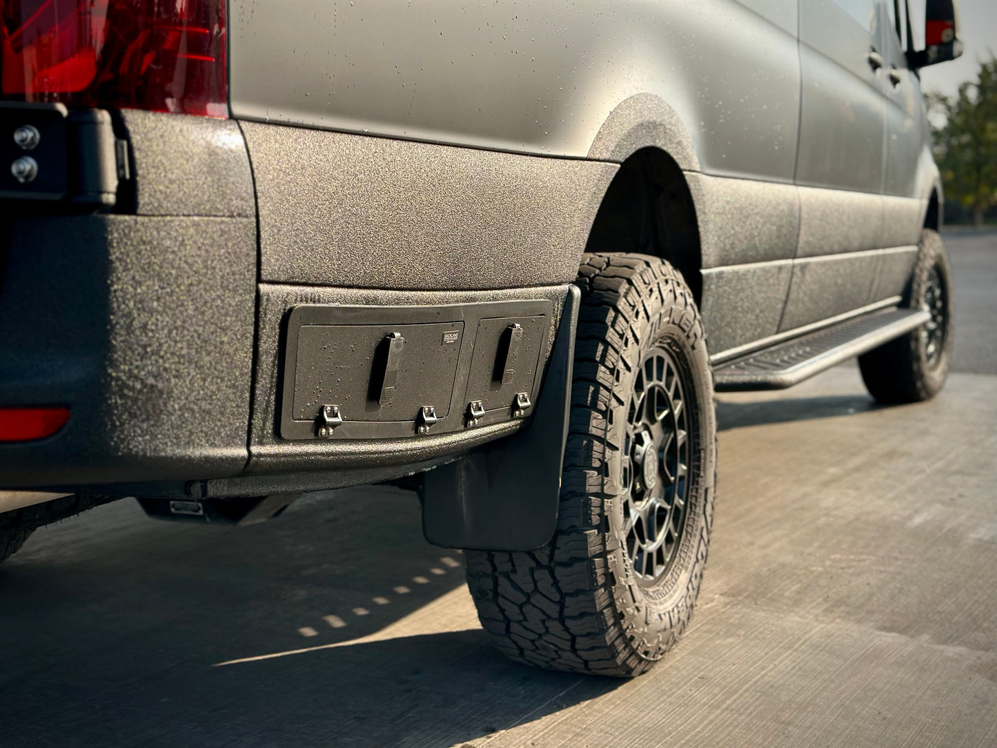 OX Series - Trail Locker