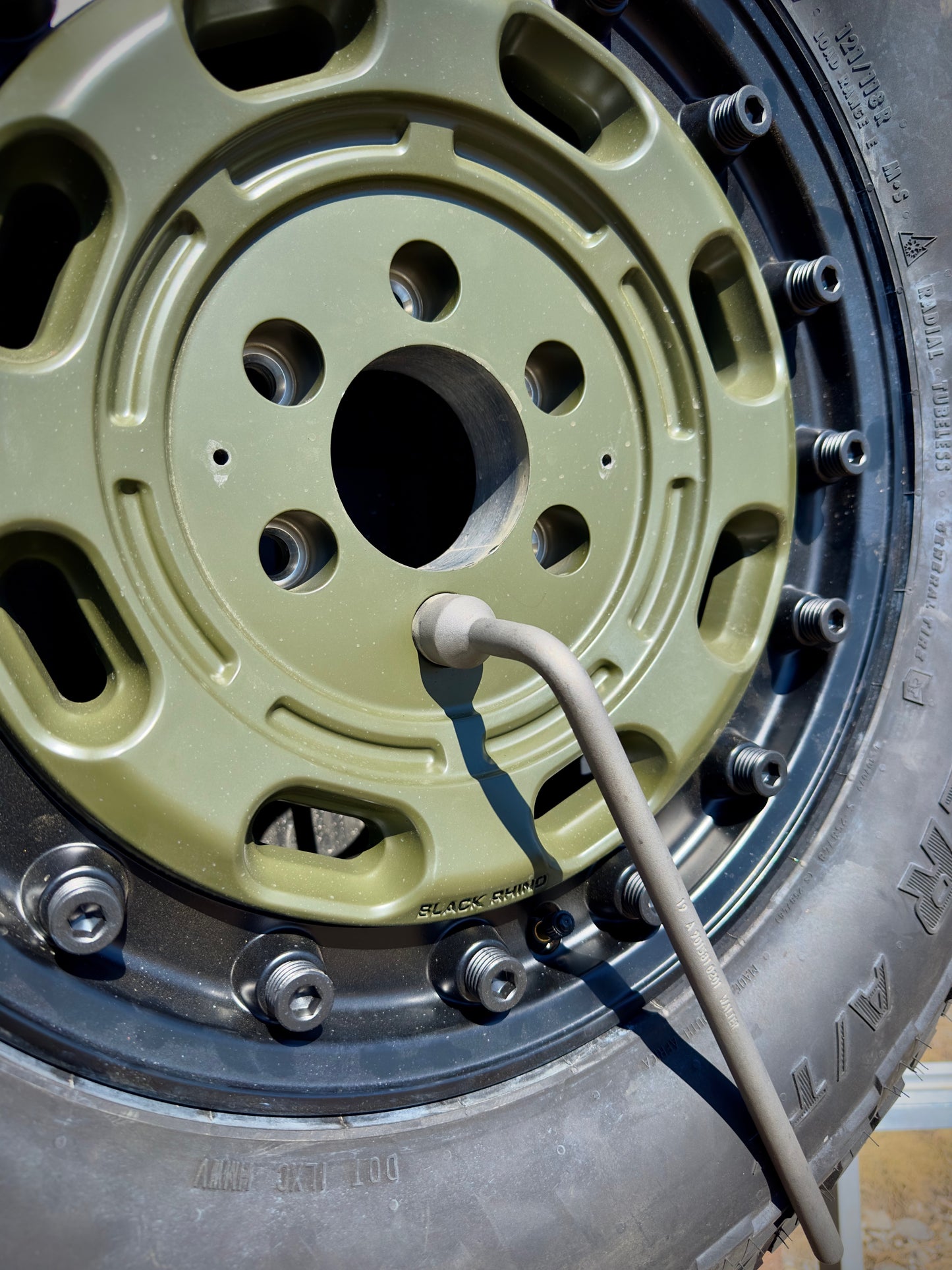 OX - Tire Carrier