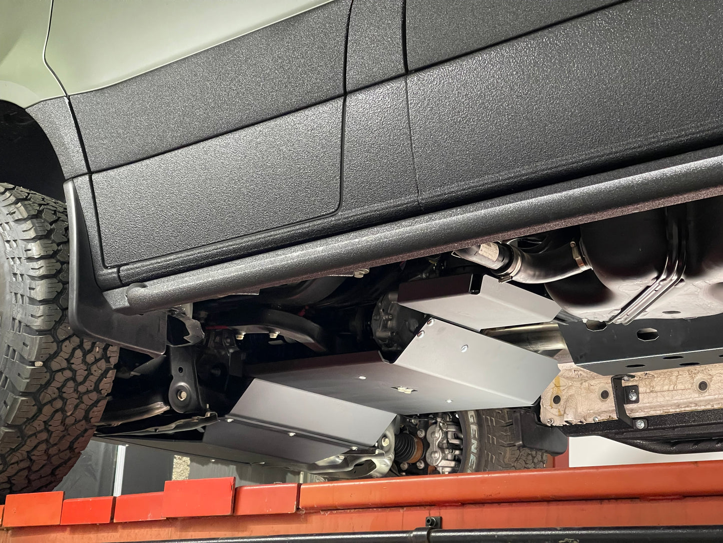 BISON - Transmission Skid Plates System - AWD Sprinter
