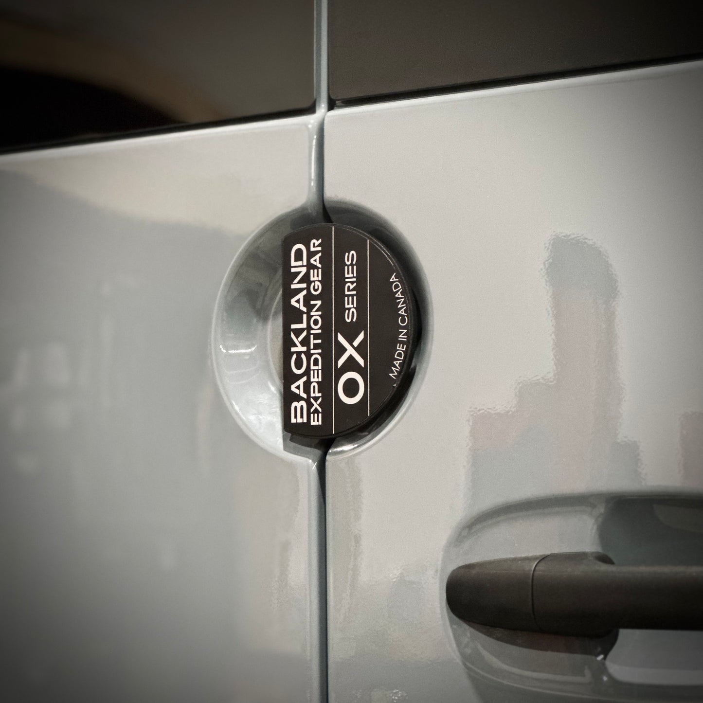 OX - Series Emblem Plate