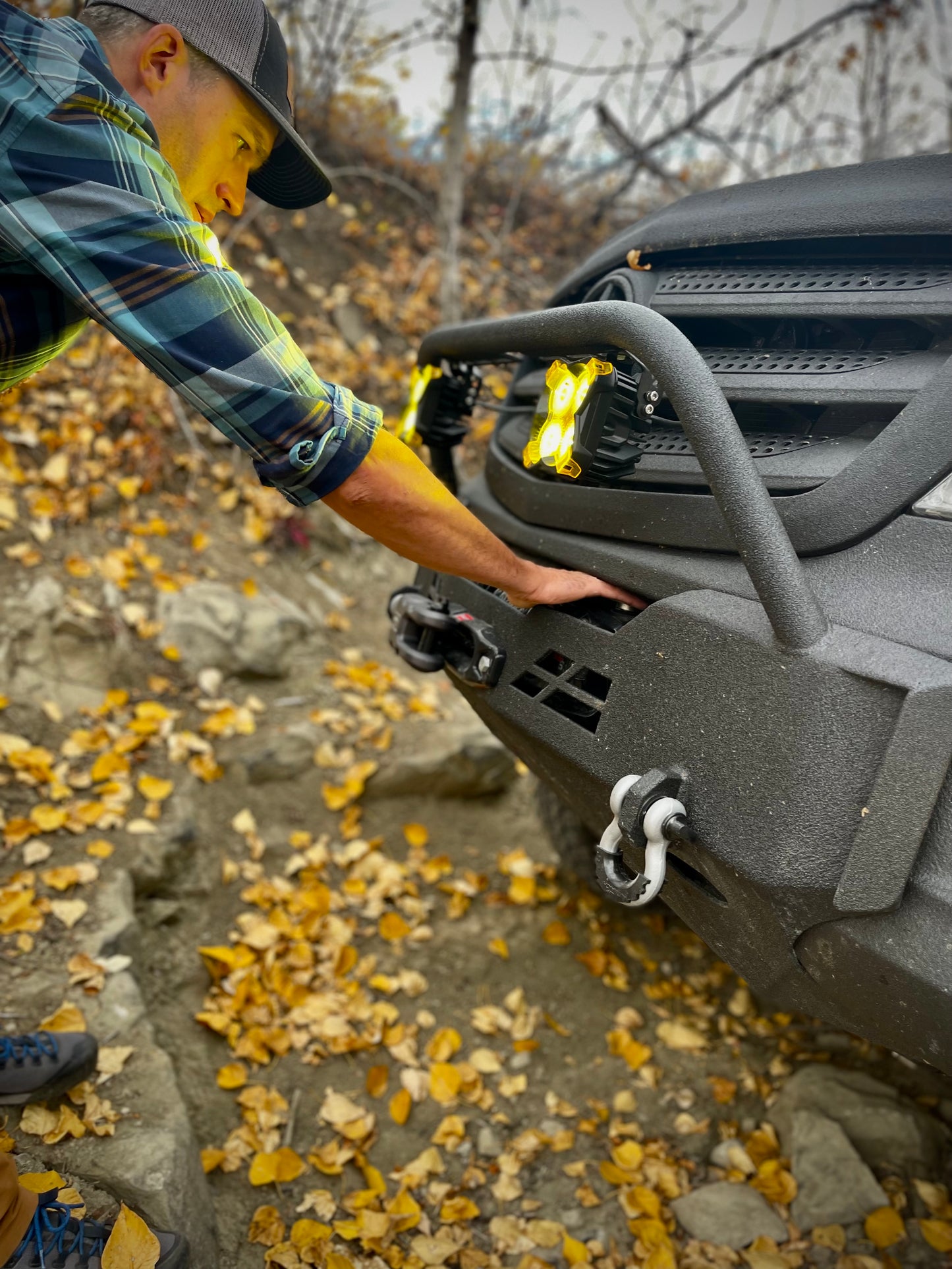 WARN Industries: VR EVO 12-S Winch - 103255 12V DC Synthetic Cable