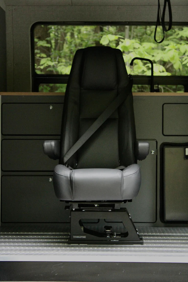 VANEQUIPPED - SafeTrack Comfort Seat