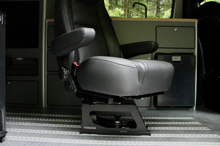 VANEQUIPPED - SafeTrack Comfort Seat