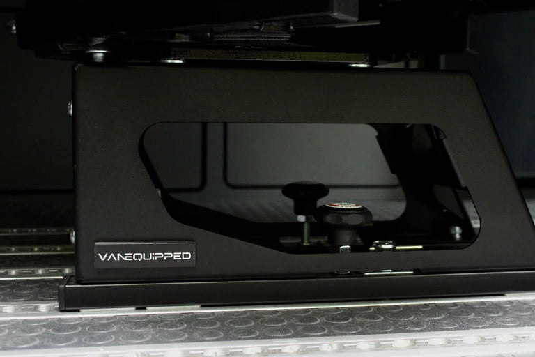 VANEQUIPPED - SafeTrack Comfort Seat