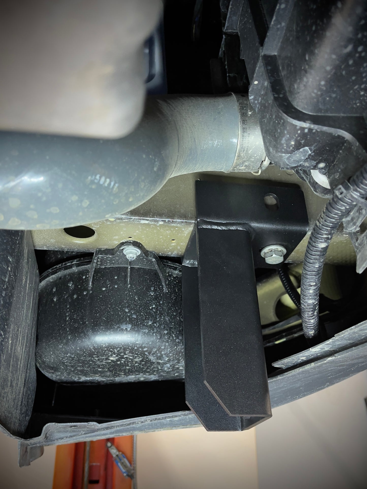 BISON - Engine Skid Plate Mounting Brackets - For 3500 Sprinter