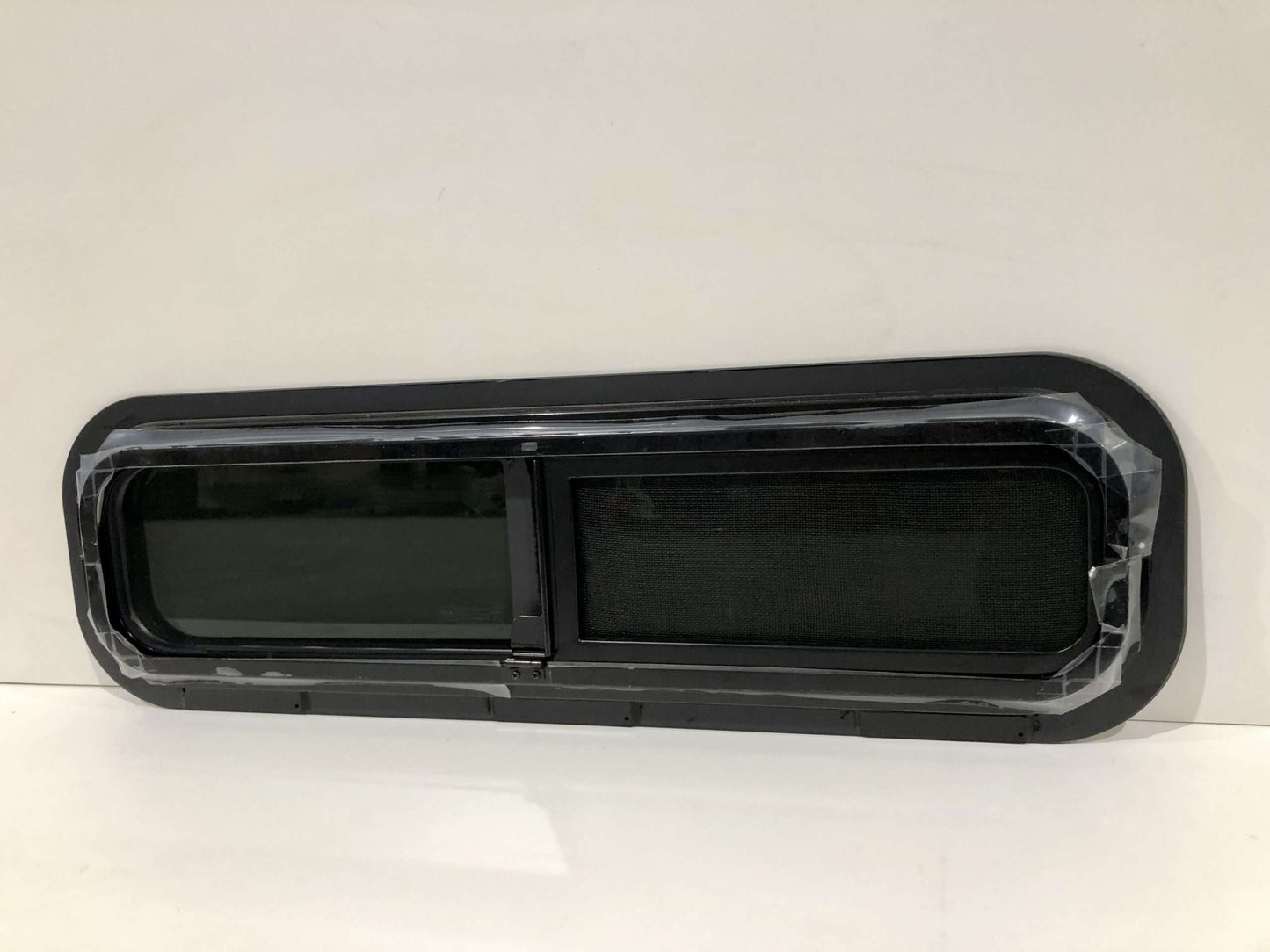 WINDOWS: AM Auto Universal Slider Window 30" x 10"