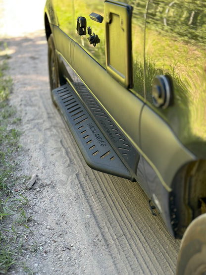 APEX - Rock Sliders / Side Steps - 144 - Regular - Steel - Shorter Driver Side